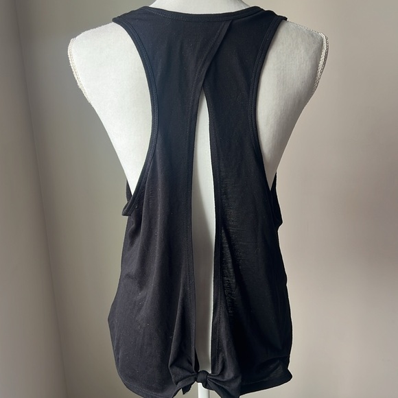 Infinite Performance Tank Open Back - Picture 8 of 12